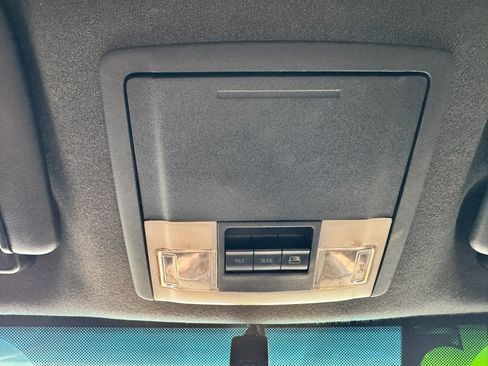 Used 2016 Ford F250 Lariat w/ Lariat Ultimate Package image 16