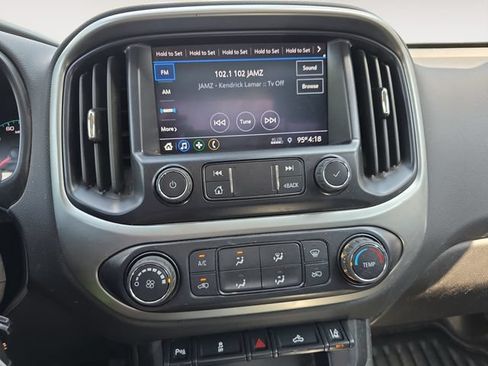 Used 2022 Chevrolet Colorado LT w/ Fleet Safety Package AWD/4WD image 10