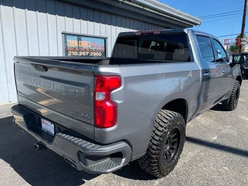 Used 2022 Chevrolet Silverado 1500 High Country w/ Technology Package image 5