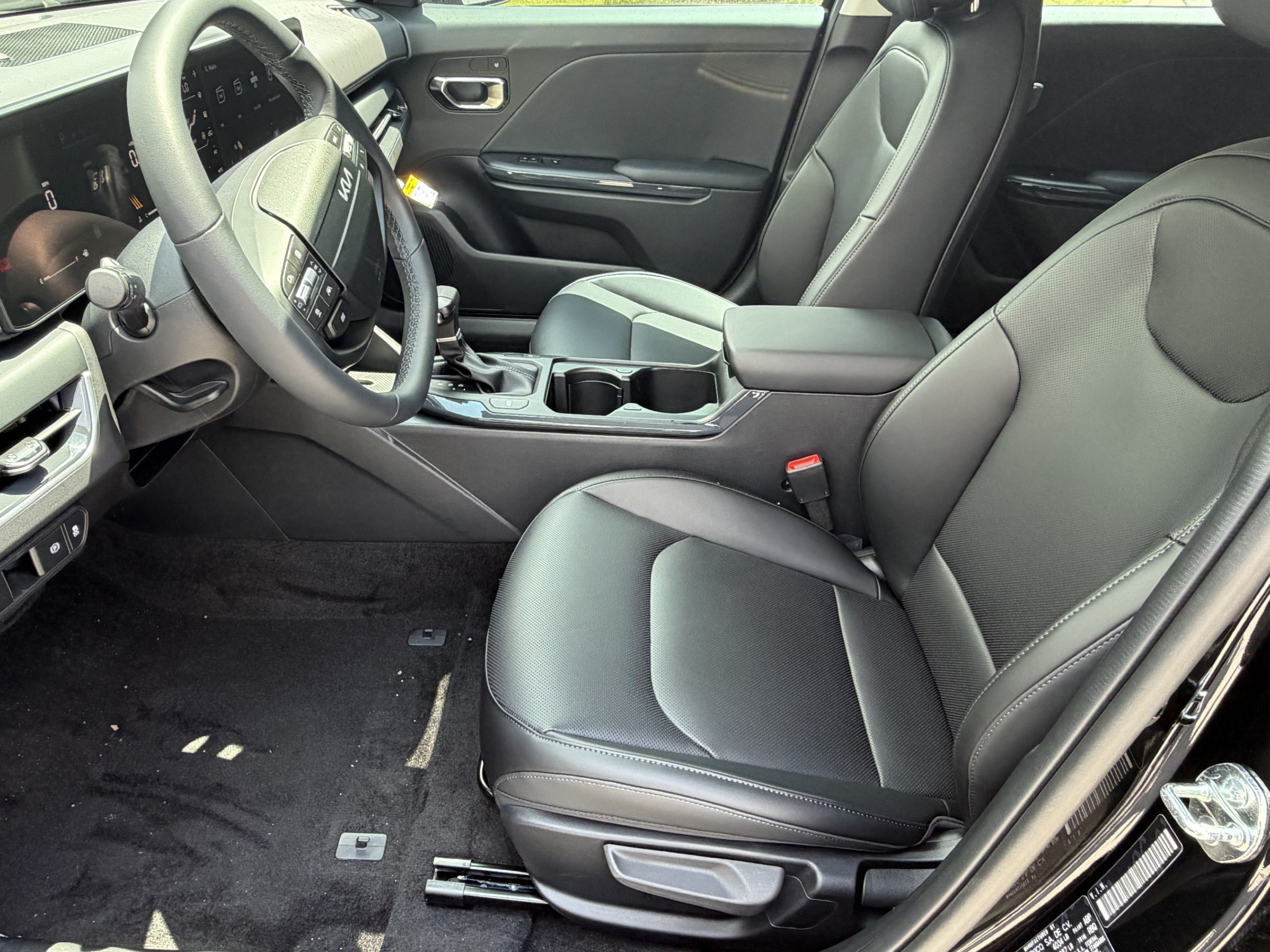 New 2026 Kia K4 EX FWD image 18