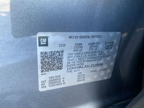 Used 2020 GMC Acadia SLE image 25