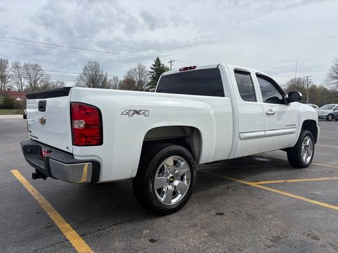 Used 2011 Chevrolet Silverado 1500 LT w/ Florida Edition image 6