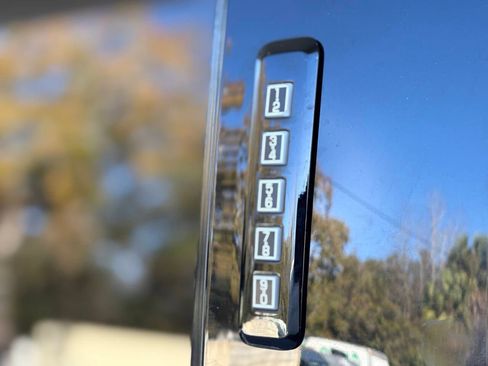 Used 2022 Ford F350 King Ranch w/ King Ranch Ultimate Package image 13