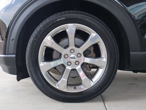 Used 2020 Ford Explorer Platinum w/ Premium Technology Package AWD/4WD image 5