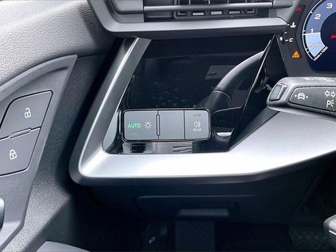 Used 2022 Audi A3 2.0T Premium image 26