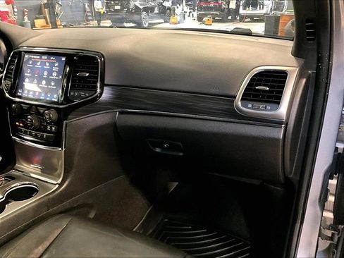 Used 2020 Jeep Grand Cherokee Limited w/ Premium Lighting Group AWD/4WD image 13