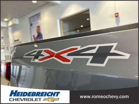Used 2024 Chevrolet Silverado 1500 LT AWD/4WD image 34