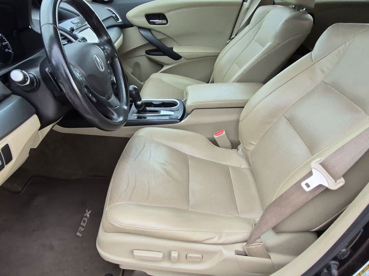 Used 2016 Acura RDX w/ Technology Package AWD/4WD image 16