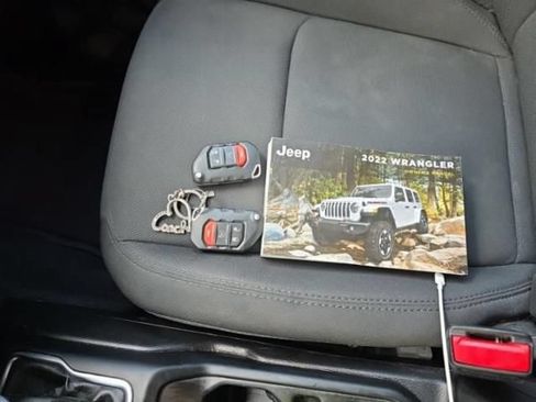 Used 2022 Jeep Wrangler Unlimited Sport AWD/4WD image 7