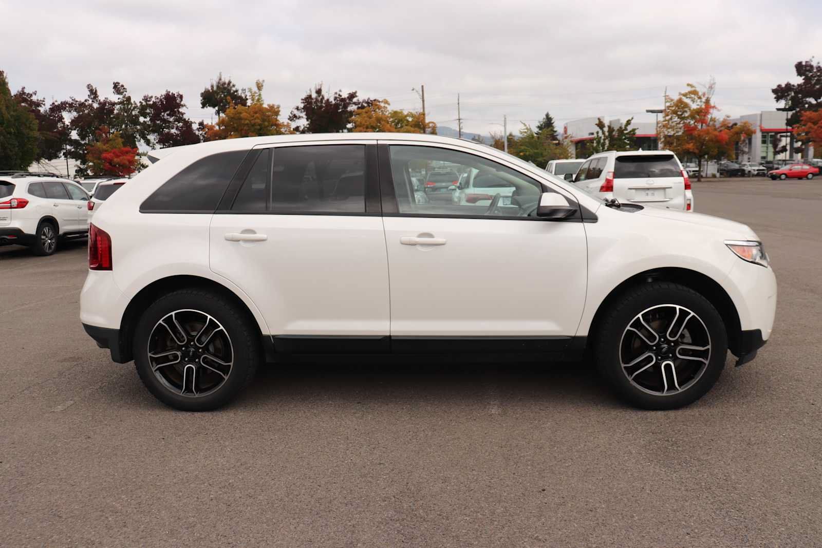 Used 2014 Ford Edge SEL w/ Canadian Touring Package AWD/4WD image 4