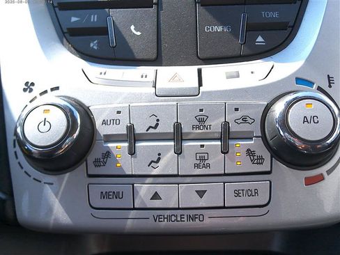 Used 2014 Chevrolet Equinox LT w/ Safety Package AWD/4WD image 16
