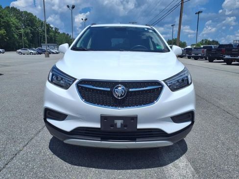 Used 2022 Buick Encore Preferred w/ Safety Package image 9