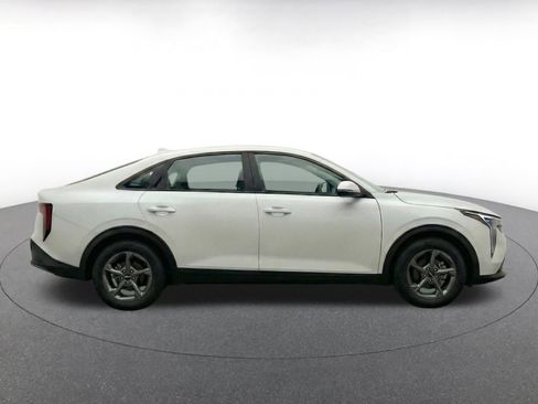 Used 2025 Kia K4 FWD image 10