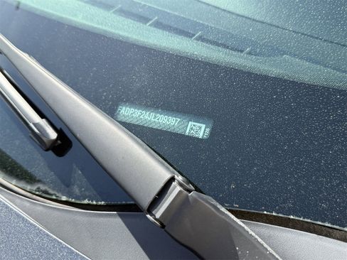 Used 2018 Ford Focus SE image 28