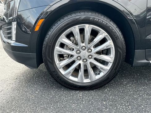 Used 2019 Cadillac XT5 Luxury image 19