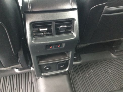 Used 2024 Ford Edge Titanium w/ Equipment Group 301A AWD/4WD image 12