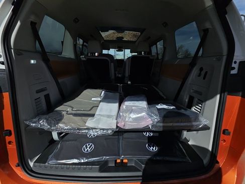 New 2025 Volkswagen ID. Buzz Pro S Plus image 31