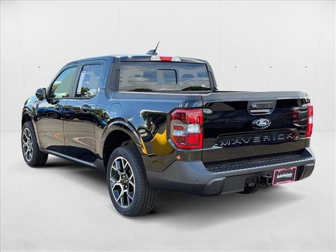 New 2025 Ford Maverick Lariat image 8