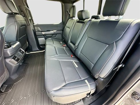 New 2025 Ford F150 Lariat w/ Equipment Group 501A Mid image 17