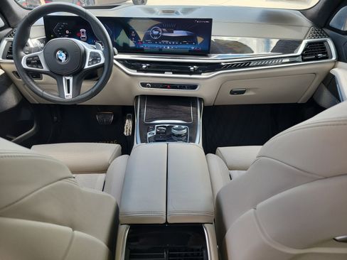 Used 2024 BMW X7 M60i w/ Executive Package AWD/4WD image 12