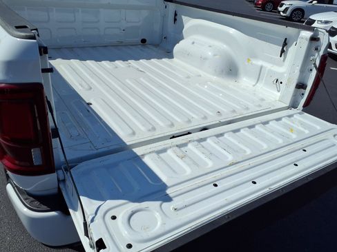 Used 2026 RAM 2500 Laramie AWD/4WD image 36