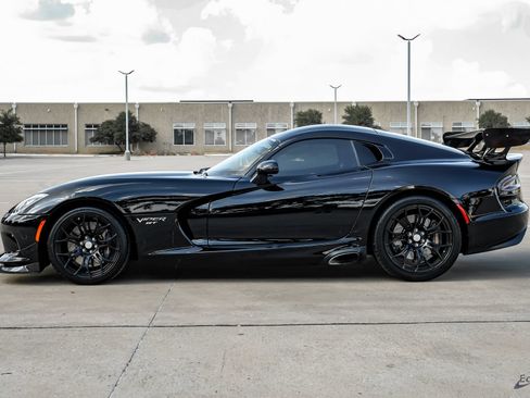 Used 2017 Dodge Viper GTC w/ Time Attack Group 2.0 RWD image 7