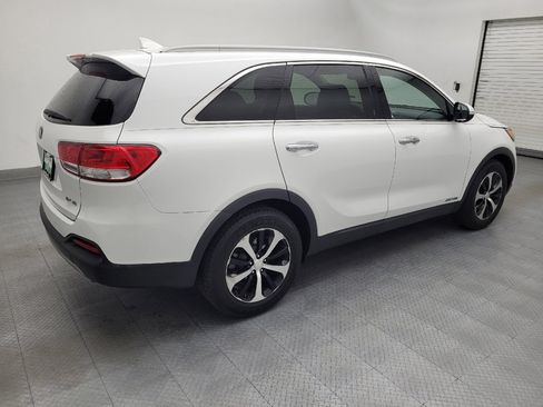 Used 2016 Kia Sorento EX AWD/4WD image 10