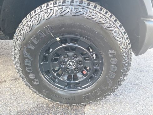 New 2025 Ford Bronco Big Bend image 9