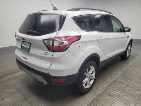 Used 2018 Ford Escape SE w/ SE Sync 3 Package FWD image 9
