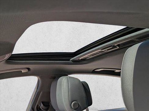 Used 2023 Audi A4 2.0T Premium w/ Convenience Package image 12