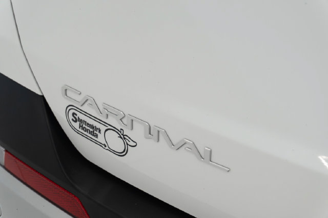 Used 2026 Kia Carnival EX FWD image 13