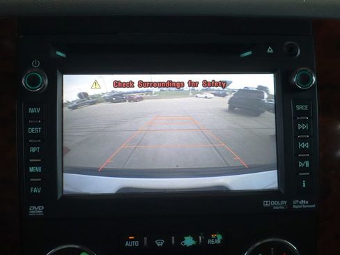 Used 2012 Chevrolet Tahoe 4WD Hybrid image 25