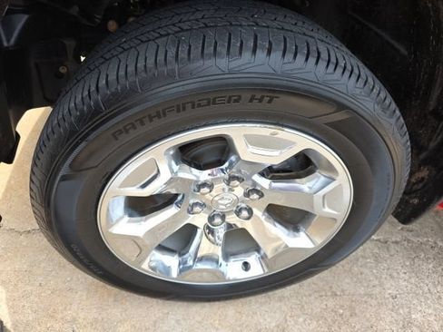 Used 2022 RAM 1500 Big Horn AWD/4WD image 10