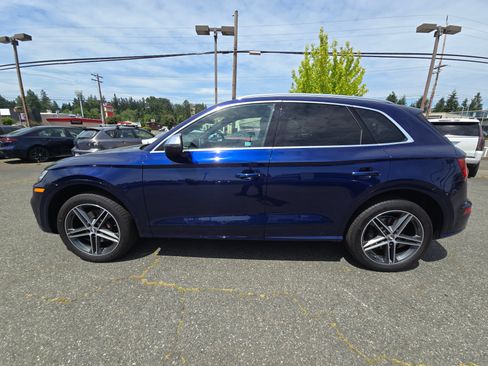 Used 2020 Audi SQ5 Premium Plus w/ Premium Plus Package AWD/4WD image 6