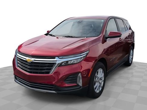 Used 2024 Chevrolet Equinox LT w/ LPO, Floor Liner Package AWD/4WD image 1