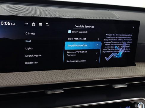 Used 2025 Genesis GV80 3.5T Prestige image 32