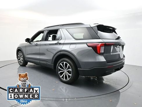 Used 2025 Ford Explorer ST-Line image 7