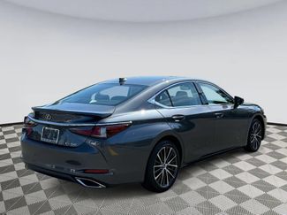 Used 2025 Lexus ES 350 w/ Premium Package FWD video 2