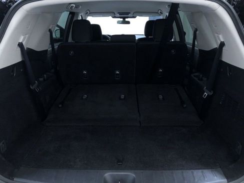 Used 2025 Nissan Pathfinder SV image 33