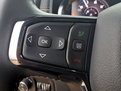 Used 2024 RAM 3500 Limited AWD/4WD image 17
