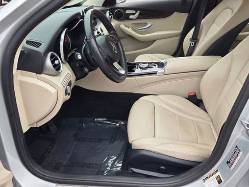 Used 2018 Mercedes-Benz C 300 C 300 image 10