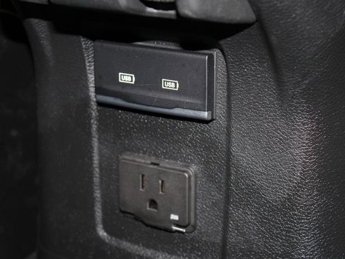 Used 2025 Jeep Wrangler Sahara 4xe image 35