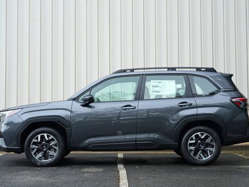 Used 2026 Subaru Forester AWD/4WD image 9