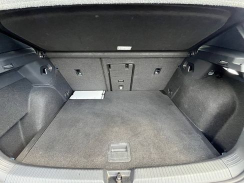 Used 2022 Volkswagen Golf R AWD/4WD image 28