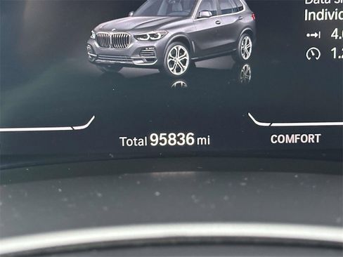 Used 2022 BMW X5 xDrive40i w/ Executive Package image 22