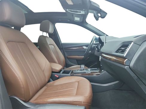 Used 2018 Audi Q5 2.0T Premium image 25