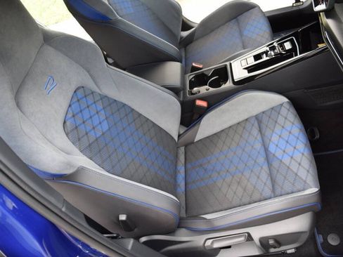 Used 2025 Volkswagen Golf R Black Edition AWD/4WD image 50