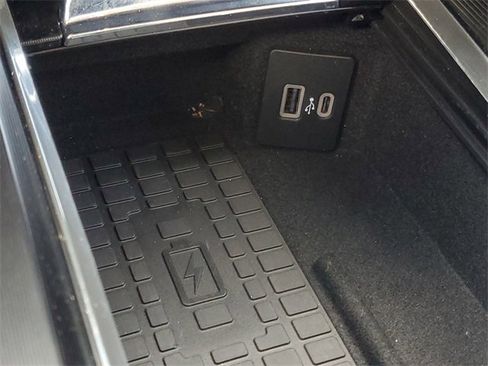 Certified 2023 Lincoln Corsair Reserve w/ Equipment Group 201A image 24