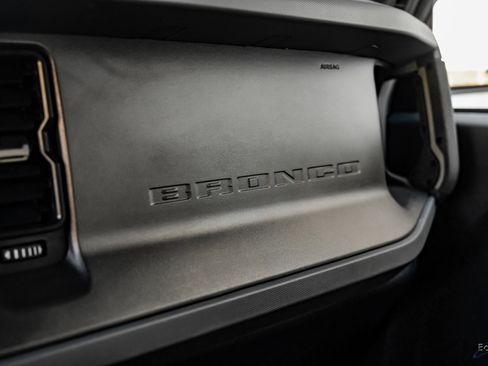 Used 2024 Ford Bronco Big Bend image 64