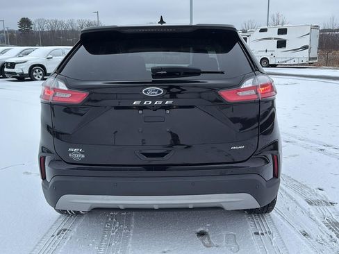 Used 2023 Ford Edge SEL image 8